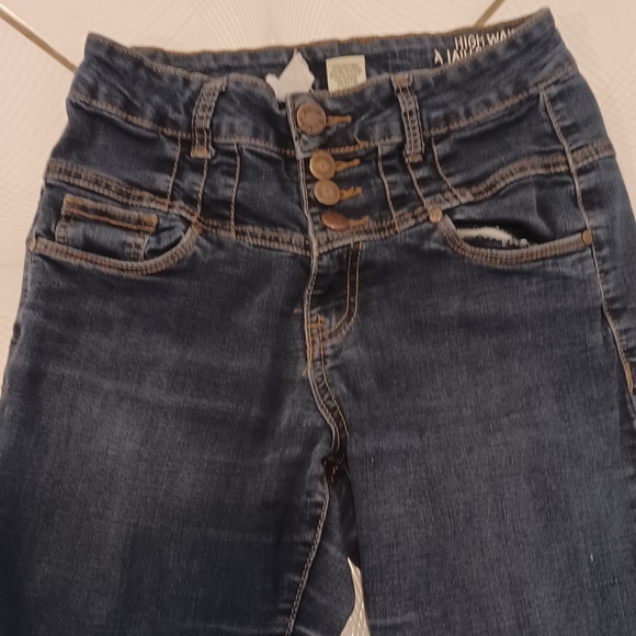 Free Add-on Dark Blue Button-Fly Jeans - Size 5 (Junior) - Picture 3 of 8